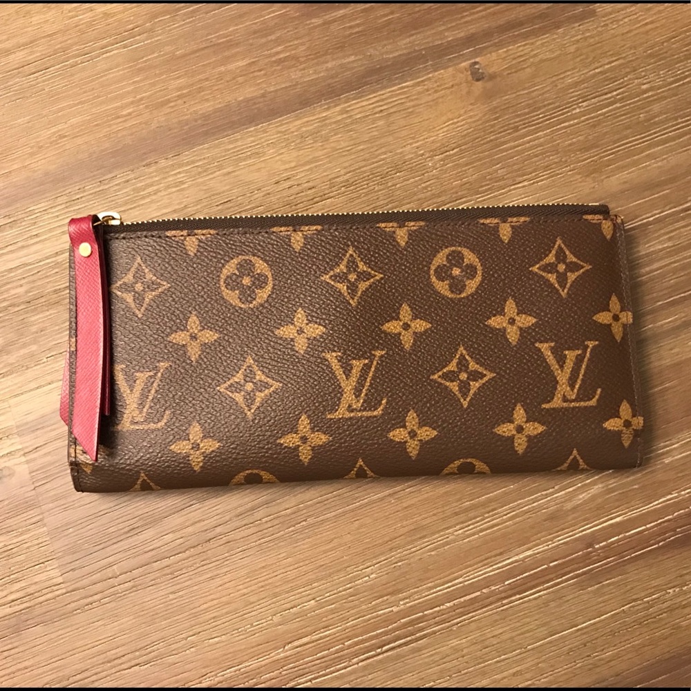 Louis Vuitton Adele - Fuchsia